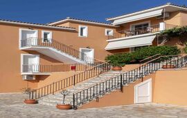 San Lazzaro Sea View Apartments, Nidri, Lefkada