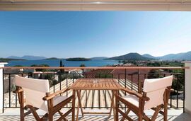 San Lazzaro Sea View Apartments, Nidri, Lefkada
