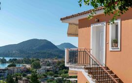 San Lazzaro Sea View Apartments, Nidri, Lefkada