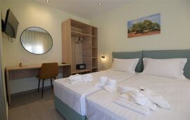 Stella Villa, Potos, Thassos, 2 Bed Studio, No.13