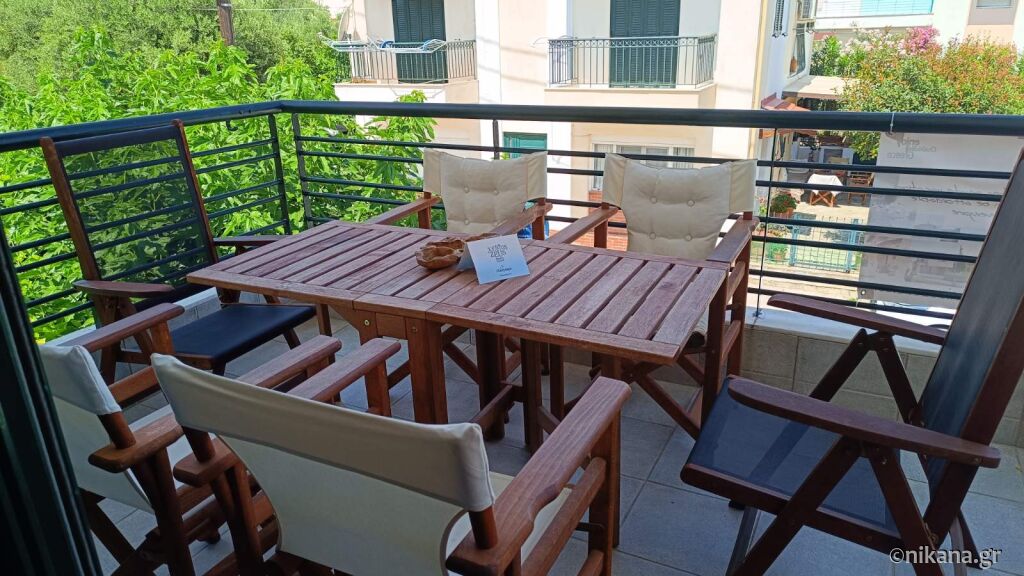 Angelika’s Beach Front Apartment, Polichrono, Kassandra
