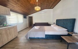 Valti Lux Studios, Sykia, Sithonia
