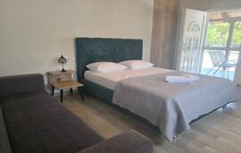 Valti Lux Studios, Sykia, Sithonia