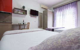 Avra Comfort Rooms, Nea Potidea, Kassandra