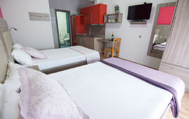 Avra Comfort Rooms, Nea Potidea, Kassandra