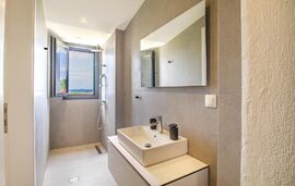 DaMa Maisonettes, Polichrono, Kassandra