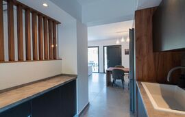 DaMa Maisonettes, Polichrono, Kassandra