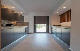 DaMa Maisonettes, Polichrono, Kassandra