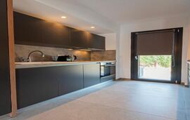 DaMa Maisonettes, Polichrono, Kassandra