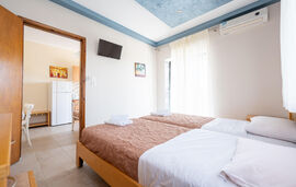 Milonas House Apartments, Paralia Dionisiou, Kassandra