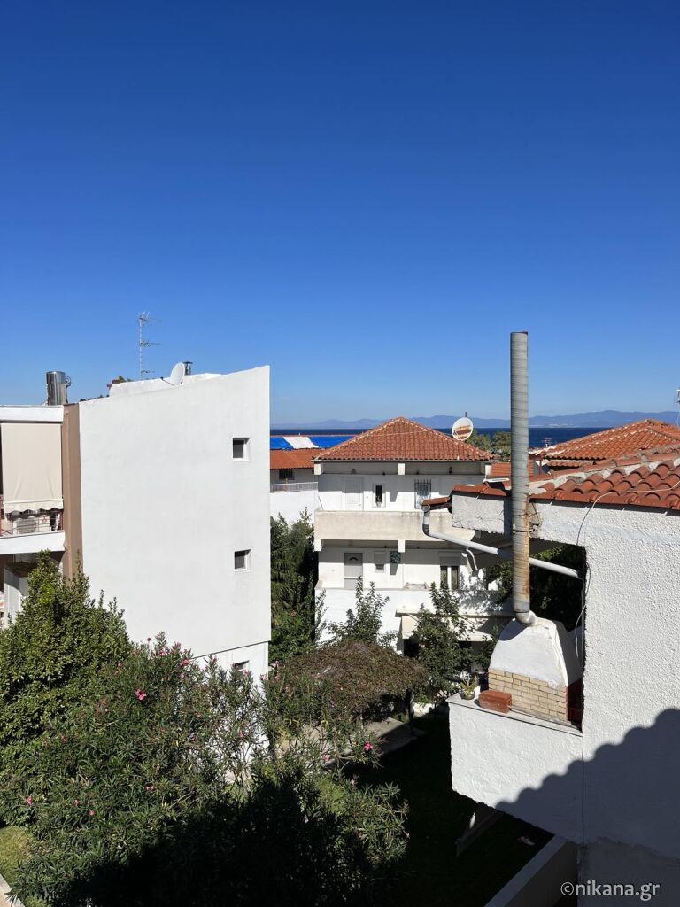 Nikos Aparment, Polichrono, Kassandra