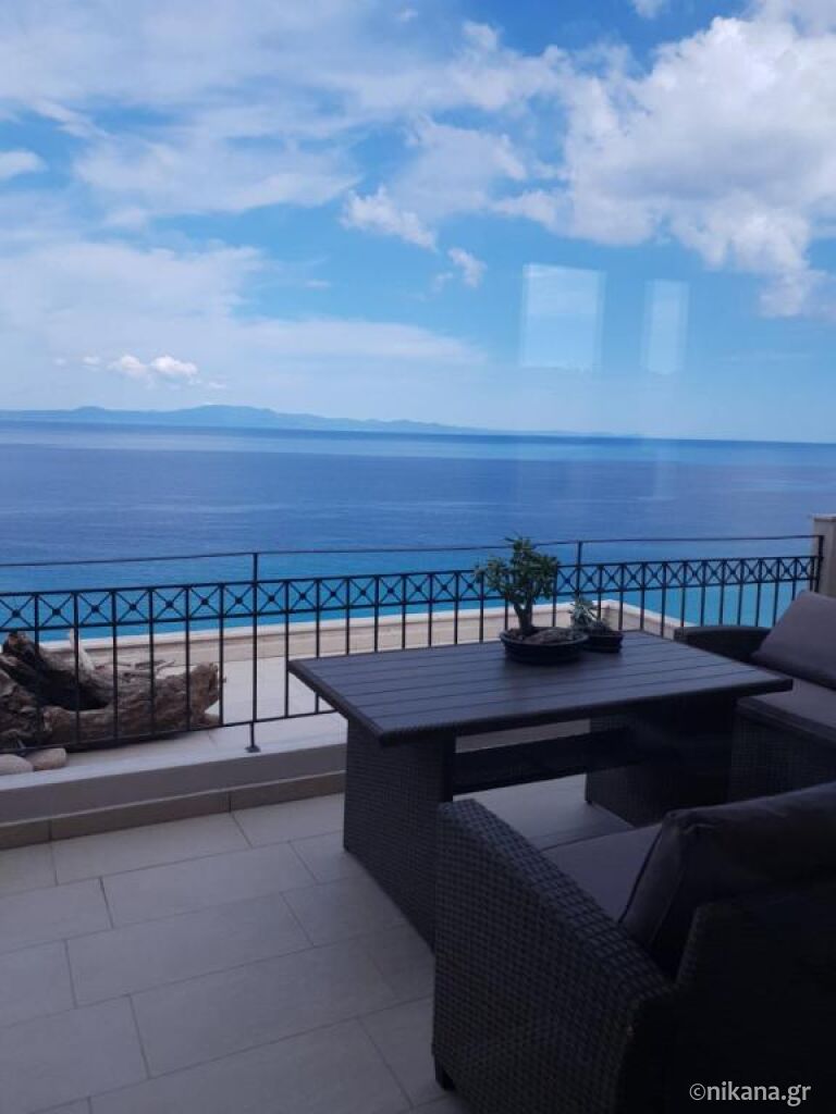 On The Rock Apartment, Afytos, Kassandra