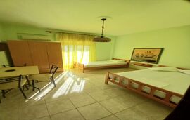 Prassas Sea View Apartments, Nea Potidea, Kassandra