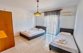 Prassas Sea View Apartments, Nea Potidea, Kassandra