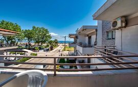 Prassas Sea View Apartments, Nea Potidea, Kassandra