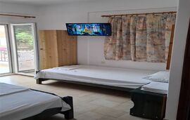 Dalmazis Studios, Pefkohori, Kassandra