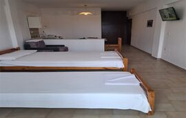 Dalmazis Studios, Pefkohori, Kassandra