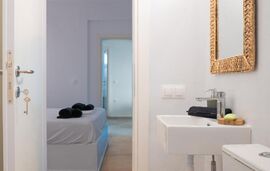 Aegean 180 Degrees Seaview Grand Suite, Nea Irakleia, Kassandra