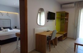 Top Studios, Vourvourou, Sithonia, 5 Bed Apartment