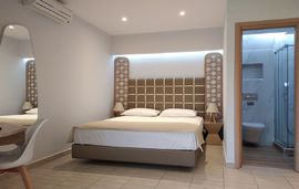 Top Studios, Vourvourou, Sithonia, 3 Bed Mini Suite