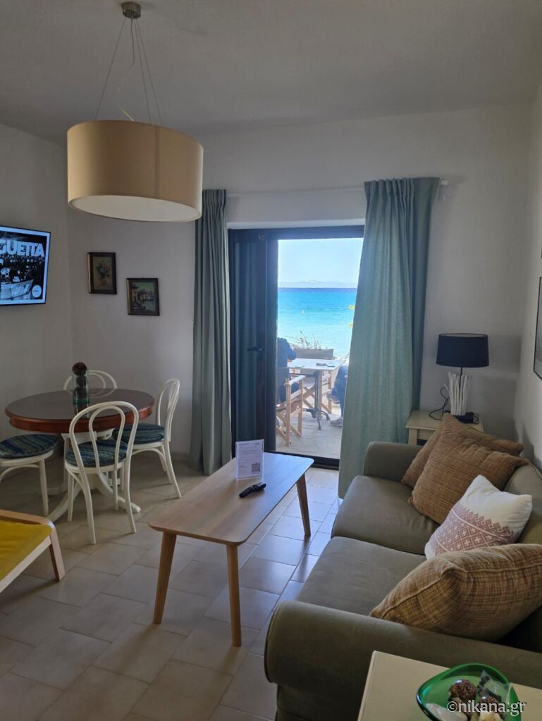 Pavlos Beach Apartment, Pefkohori, Kassandra