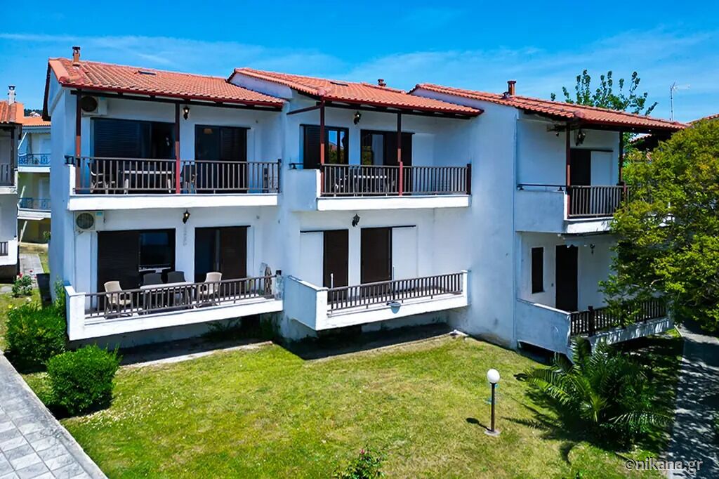 Roxani First Line Apartments, Fourka, Kassandra