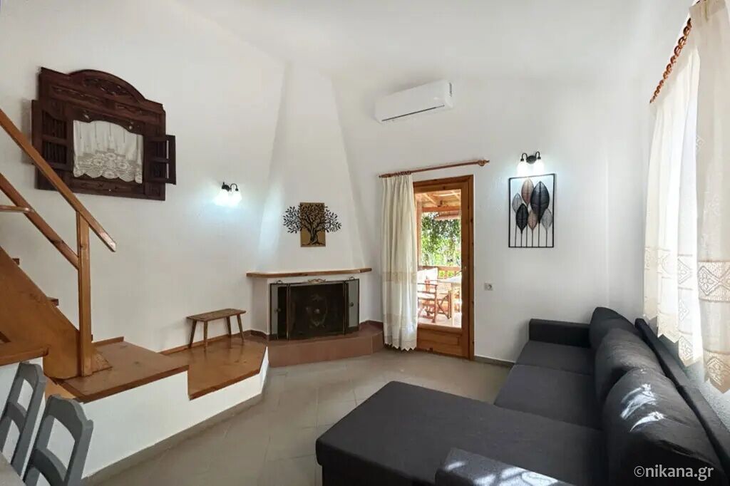 Atlas House, Nikiti, Sithonia