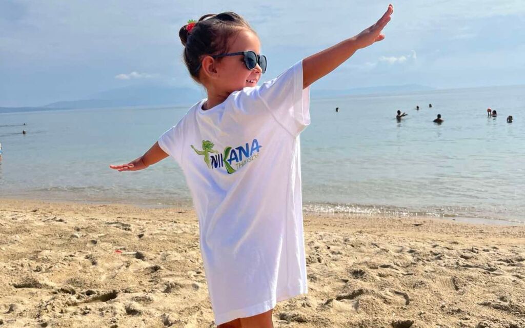 Zaštita od sunca za decu i celu porodicu: vodič koji ćete sačuvati (i koristiti svakog leta)