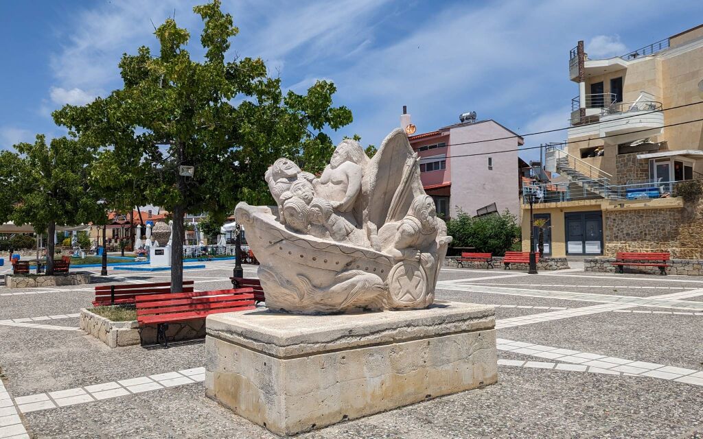 Nea Skioni - mirno porodično letovalište na Kasandri