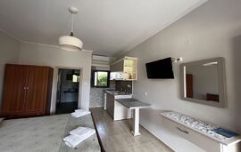 Evristhenis House, Toroni, Sithonia, 3 Bed Studio