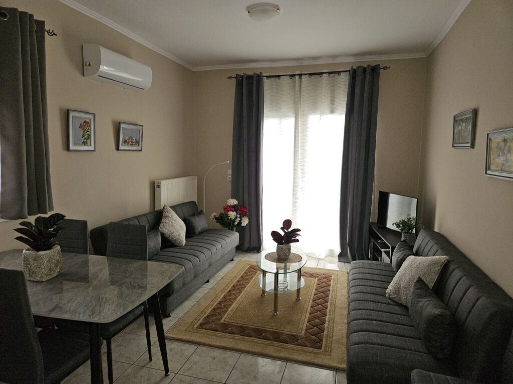 Magafinis Apartments, Prinos, Thassos, 4 Bed Apartment (first floor)