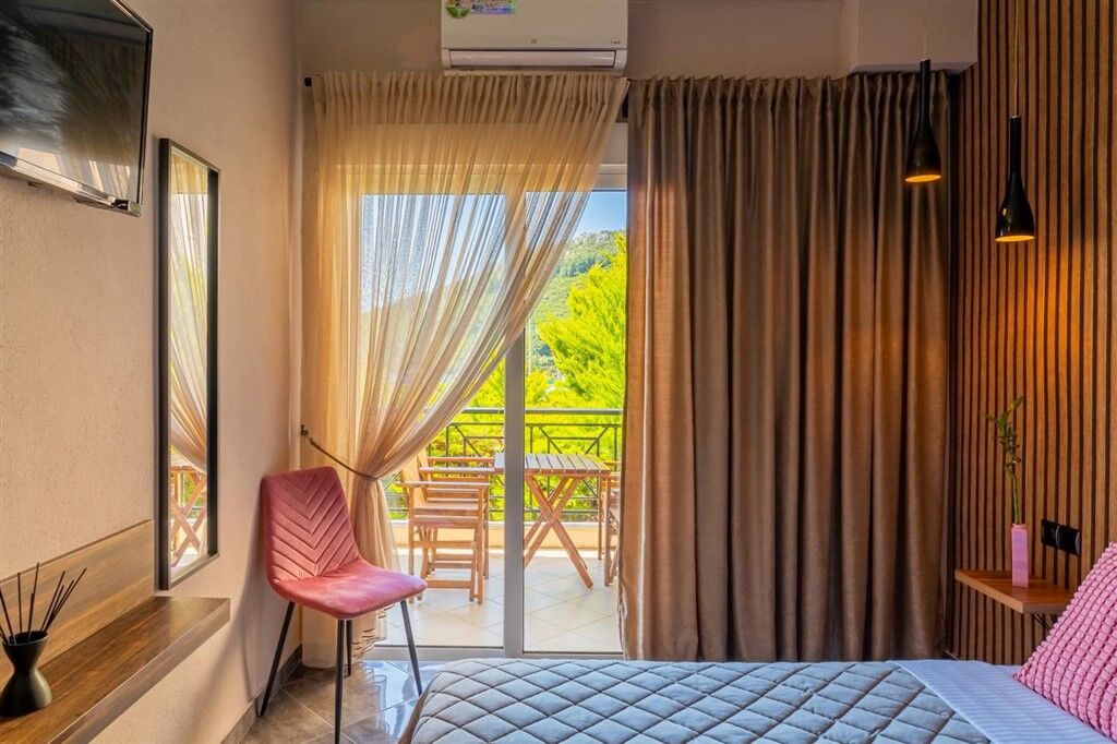 Diogenis Studios, Porto Koufo, Sithonia