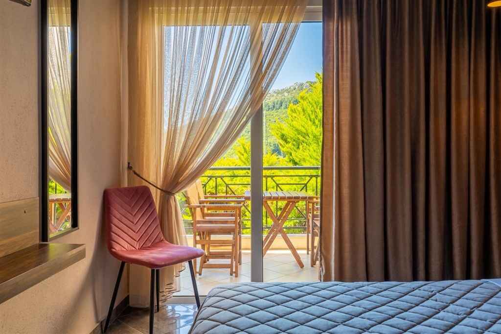 Diogenis Studios, Porto Koufo, Sithonia