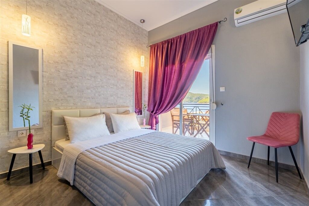 Diogenis Studios, Porto Koufo, Sithonia