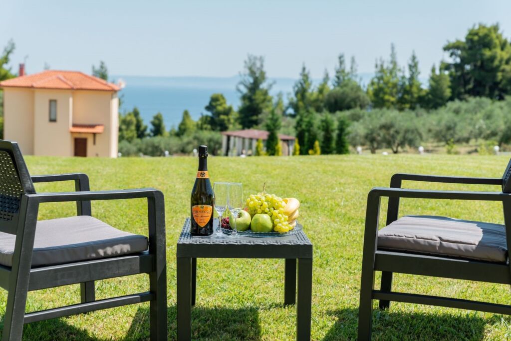 Bora Bora Villa, Polichrono, Kassandra