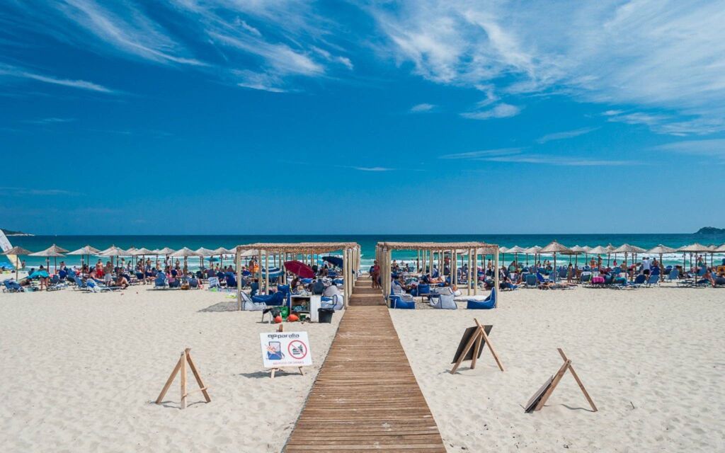 Grčka napravila izuzetak za britanske turiste – šta to znači za putnike iz Srbije