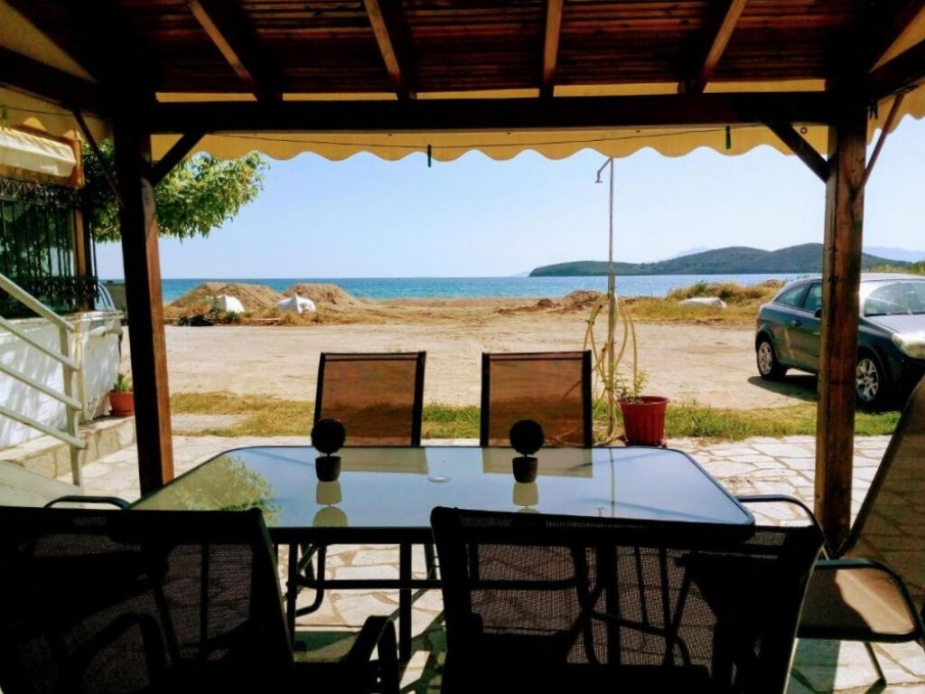 Retro Beach House, Nea Peramos, Kavala