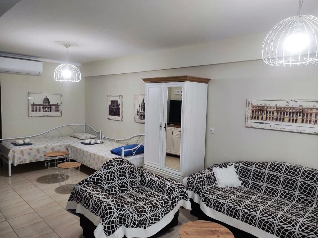 Retro Beach House, Nea Peramos, Kavala
