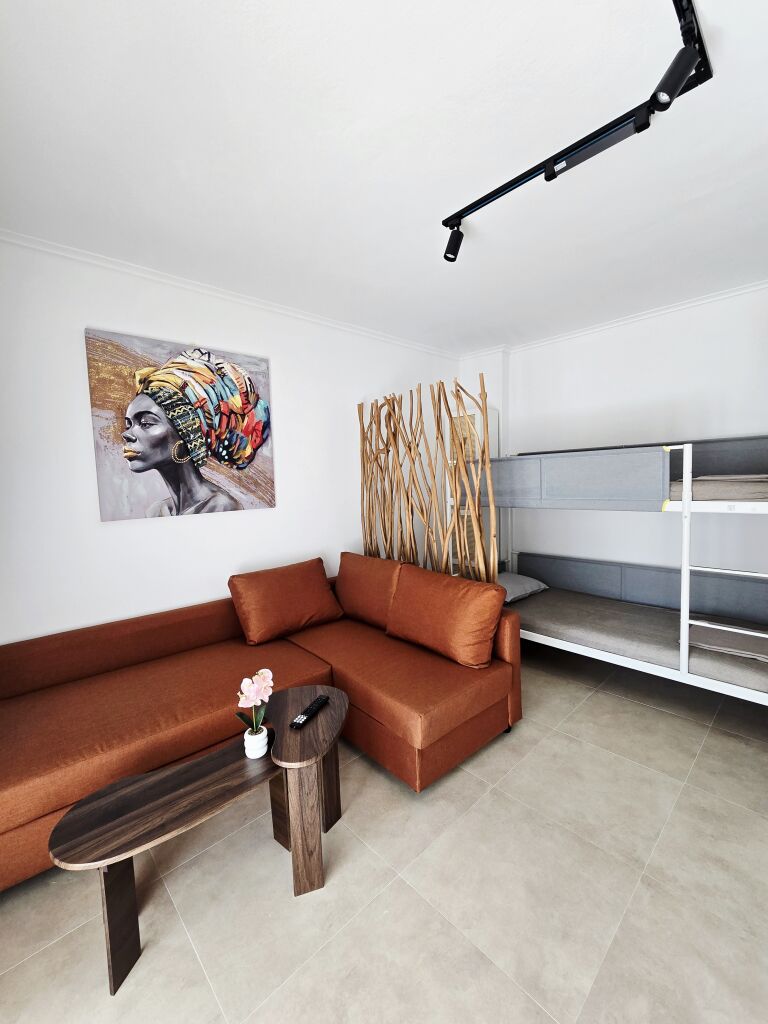 Lemoni Suite, Nea Kallikratia, Kassandra