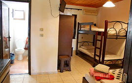 aretes hotel toroni 4 Bed Bungalow 20