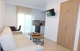 Halkias Studios, Limenaria, Thassos, 4 Bed Apartment, No.7