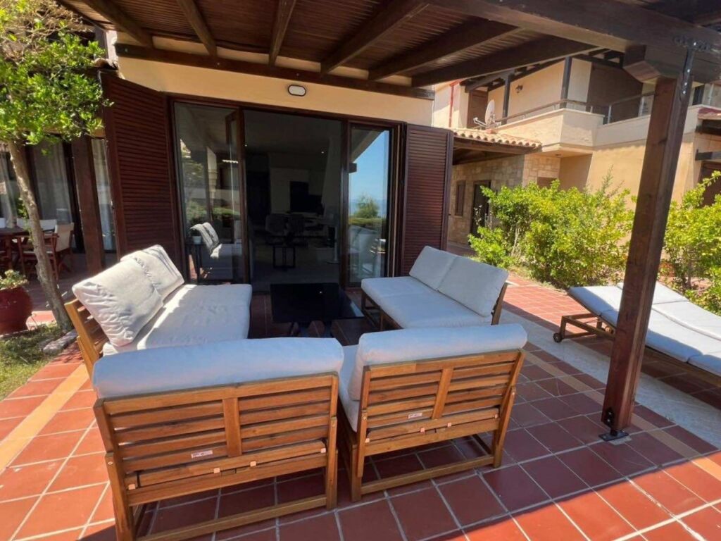 Milica Villa, Afytos, Kassandra
