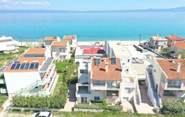 Two Floors Cozy 3 Bedroom Maisonette, Polichrono, Kassandra
