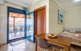 Happy Villa, Skala Maries, Thassos, 5 Bed Apartment