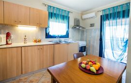 Happy Villa, Skala Maries, Thassos, 5 Bed Apartment