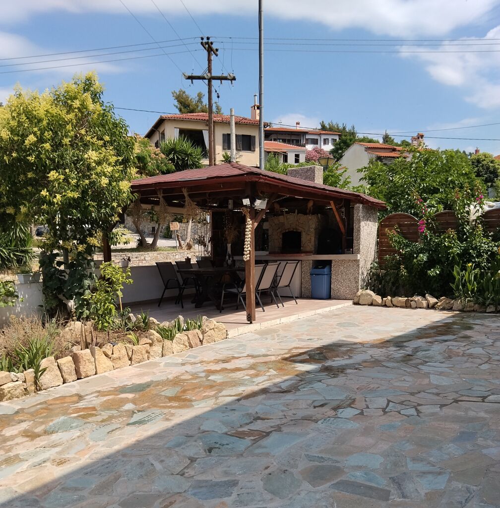 Johnny Apartment, Nikiti, Sithonia