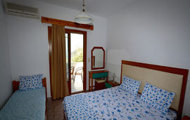 Agatha Paradise Studios, Paradise Beach, Thassos, 3 Bed Studio (No.2)