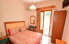 Agatha Paradise Studios, Paradise Beach, Thassos, 3 Bed Studio (No.7)