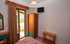 Agatha Paradise Studios, Paradise Beach, Thassos, 3 Bed Studio (No.7)