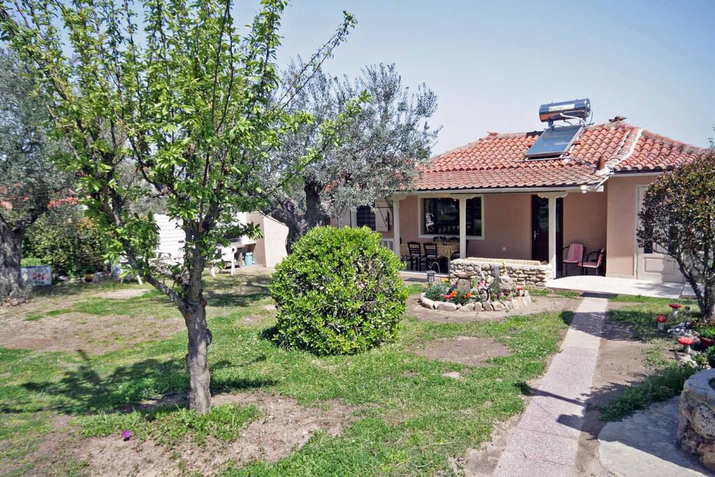 Efi's Home, Vourvourou, Sithonia